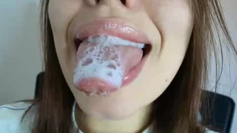 Snapshot of lisbet_21x chatting on 09/30/25, 10:15 Lisbet online show from 09/30/25, 10:15