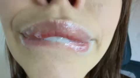 Snapshot of lisbet_21x chatting on 10/22/25, 09:58 Lisbet online show from 10/22/25, 09:58