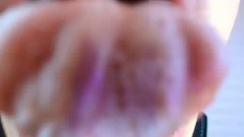 Snapshot of lisbet_21x chatting on 10/24/25, 10:17 Lisbet online show from 10/24/25, 10:17