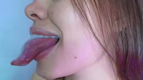 Snapshot of lisbet_21x chatting on 11/10/25, 11:04 Lisbet online show from 11/10/25, 11:04