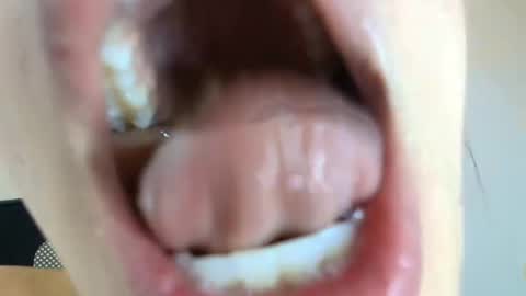 Snapshot of lisbet_21x chatting on 11/25/25, 03:56 Lisbet online show from 11/25/25, 03:56