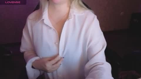 Anna online show from 05/15/26, 07:54