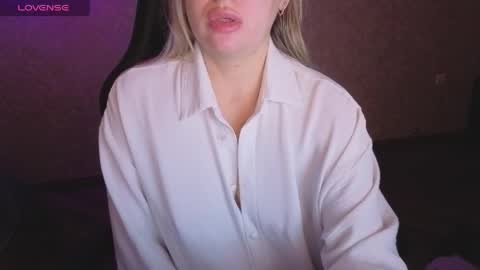 Anna online show from 06/03/26, 10:26