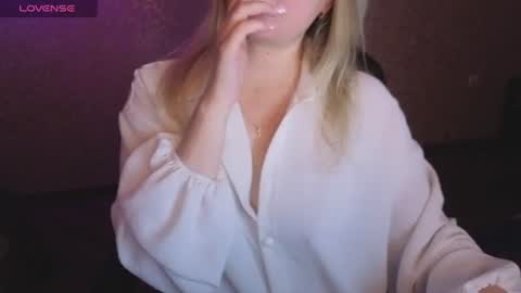 Anna online show from 06/09/26, 10:54