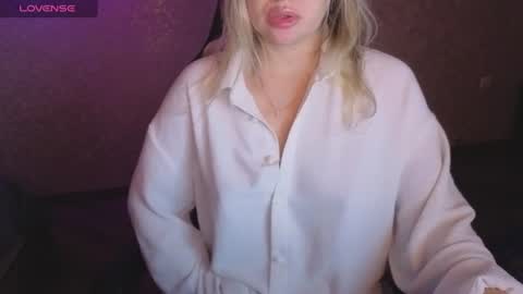 Anna online show from 06/11/26, 12:32