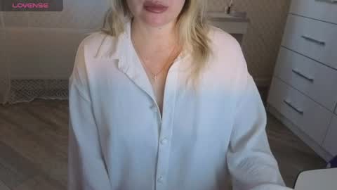 Anna online show from 08/02/26, 11:08