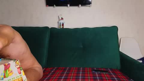 Kris Maks online show from 01/12/25, 02:56