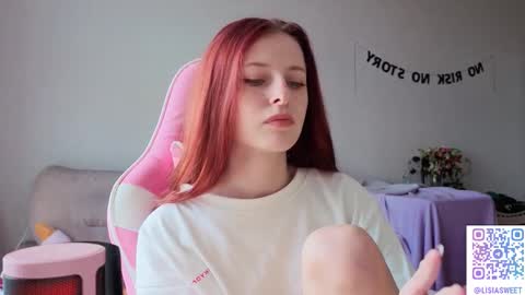 Snapshot of lisiasweet chatting on 09/15/25, 07:52 Lika online show from 09/15/25, 07:52