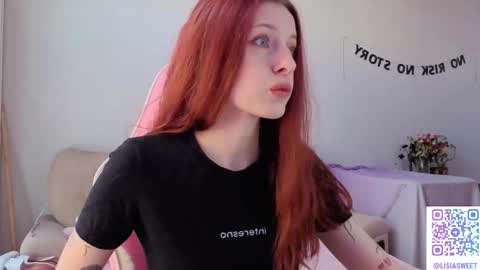 Snapshot of lisiasweet chatting on 09/19/25, 06:48 Lika online show from 09/19/25, 06:48