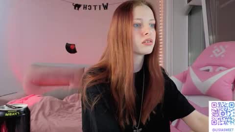 Snapshot of lisiasweet chatting on 11/20/25, 03:56 Lika online show from 11/20/25, 03:56