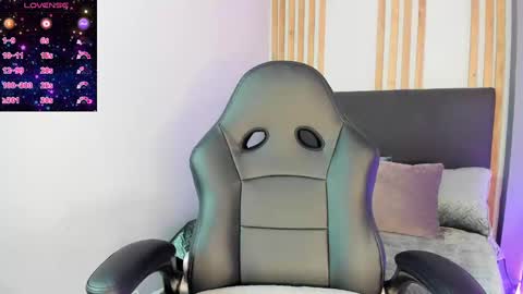  lisie tigth  online show from 11/09/25, 04:00