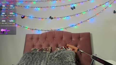 Lissa online show from 12/10/24, 01:54