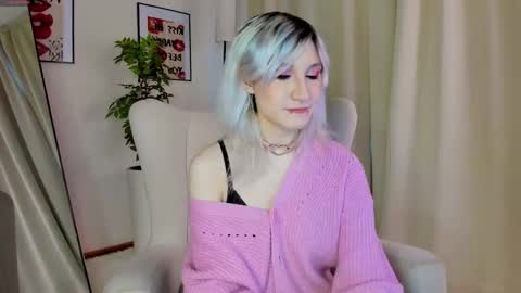 Snapshot of lissa_jamess chatting on 12/01/25, 08:08 Lissa online show from 12/01/25, 08:08