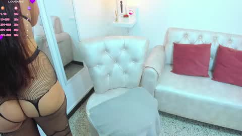 L I S S A  online show from 12/06/24, 03:30