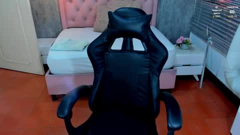 L I S S A  online show from 06/10/26, 03:18