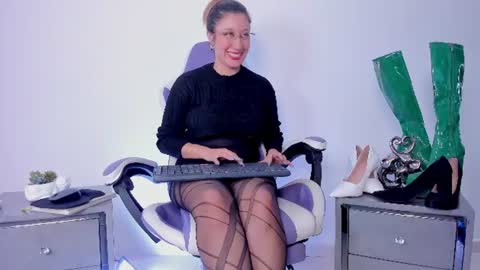 Lissa Kim online show from 07/12/26, 04:09