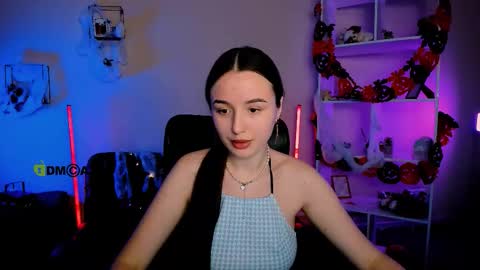 lissa_night online show from 10/24/25, 08:55