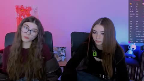 lissa_night online show from 12/13/25, 08:25