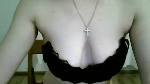 Snapshot of lissa_olsson chatting on 02/04/25, 09:41 Lissa online show from 02/04/25, 09:41