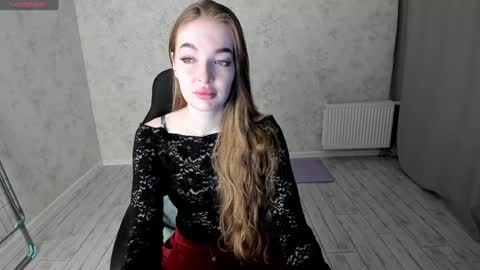 Snapshot of lissacain chatting on 01/27/25, 01:16 Lissa online show from 01/27/25, 01:16