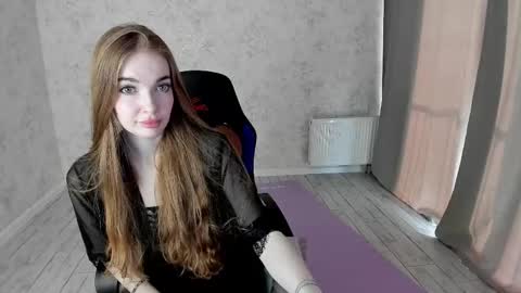 Snapshot of lissacain chatting on 03/10/25, 03:45 Lissa online show from 03/10/25, 03:45