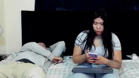 Snapshot of lissandthor chatting on 11/05/25, 11:21 Natalia and alejandro online show from 11/05/25, 11:21