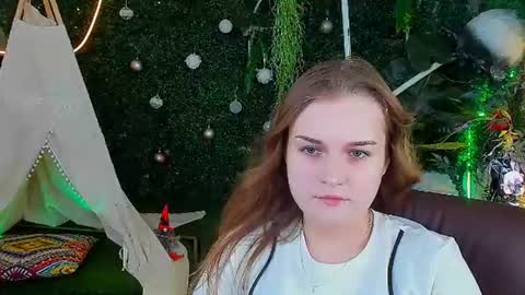 Snapshot of lissatelor chatting on 06/11/26, 01:42 Lissa Telor online show from 06/11/26, 01:42