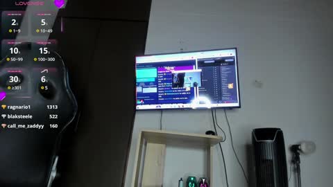 Lissy online show from 12/12/24, 01:21
