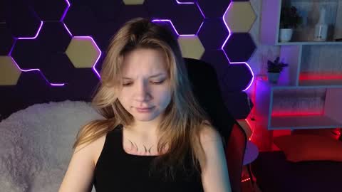 Snapshot of litabrom chatting on 01/21/25, 01:08 Lena online show from 01/21/25, 01:08