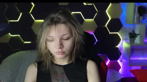 Snapshot of litabrom chatting on 02/03/25, 01:09 Lena online show from 02/03/25, 01:09