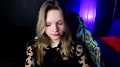 Snapshot of litabrom chatting on 02/23/25, 11:11 Lena online show from 02/23/25, 11:11