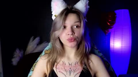 Snapshot of litabrom chatting on 03/05/25, 01:42 Lena online show from 03/05/25, 01:42