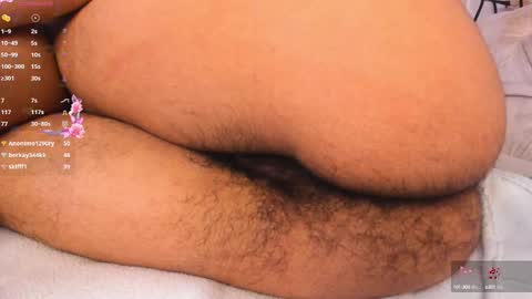 Snapshot of litcute_curly chatting on 02/22/25, 04:09 Aillyn online show from 02/22/25, 04:09