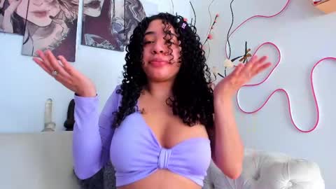 Snapshot of litcute_curly chatting on 03/08/25, 01:25 Aillyn online show from 03/08/25, 01:25