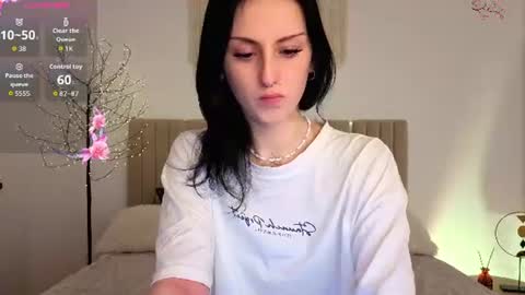Molly online show from 06/11/26, 08:29