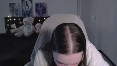 little__flowers online show from 09/30/25, 11:04