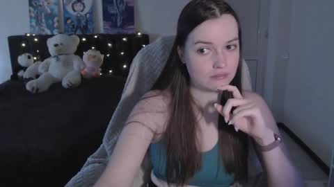 little__flowers online show from 11/29/25, 08:06