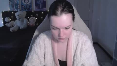 little__flowers online show from 01/10/26, 08:38