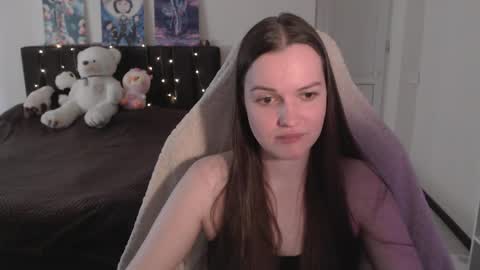 little__flowers online show from 05/21/26, 08:54