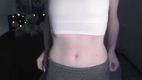 little__flowers online show from 05/31/26, 09:16