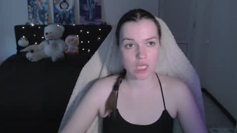 little__flowers online show from 06/02/26, 09:22