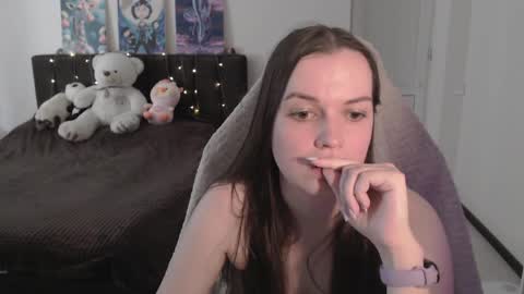 little__flowers online show from 06/07/26, 08:29