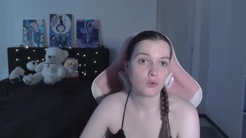 little__flowers online show from 06/17/26, 09:12