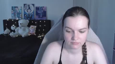 little__flowers online show from 06/26/26, 09:35