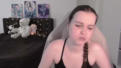 little__flowers online show from 06/27/26, 08:08