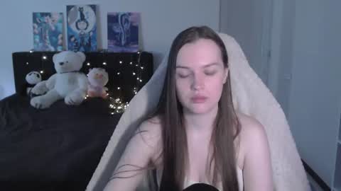 little__flowers online show from 07/16/26, 08:31