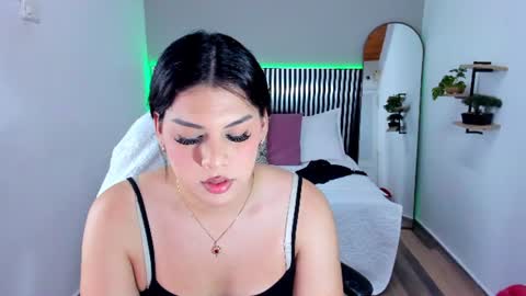 L I T T L E A L L I online show from 07/18/26, 07:50