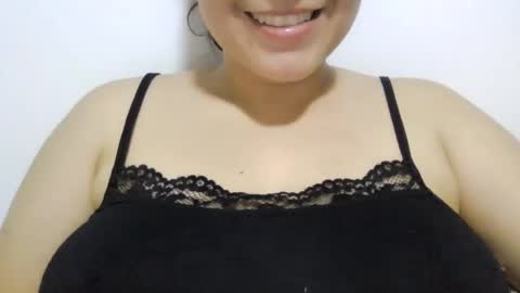 Snapshot of little_anef chatting on 06/19/26, 04:06 little_anef online show from 06/19/26, 04:06