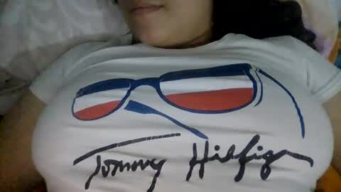 Snapshot of little_anef chatting on 06/27/26, 03:33 little_anef online show from 06/27/26, 03:33