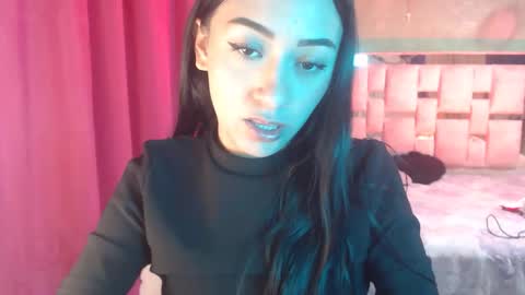 Aliciaparaisss online show from 11/30/25, 12:14